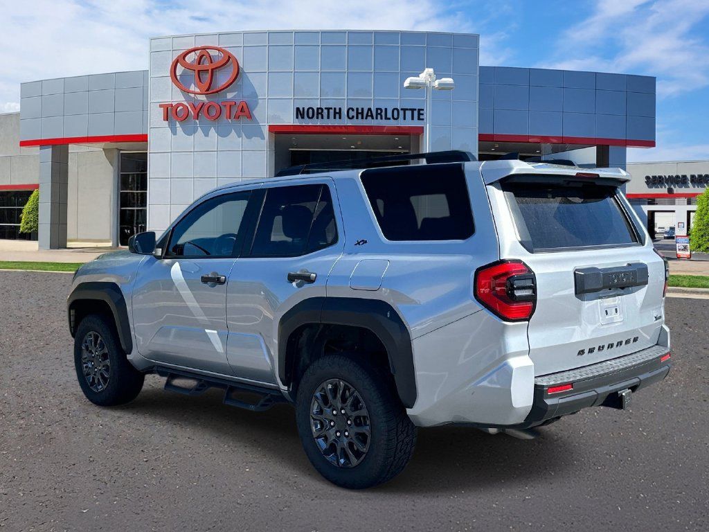 Used 2025 Toyota 4Runner SR5 RWD image 5