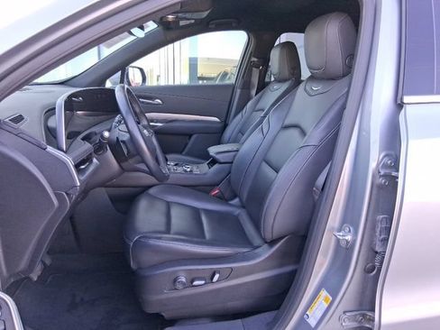 Used 2025 Cadillac XT4 Premium Luxury AWD/4WD image 18