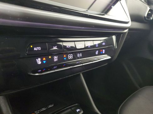 Used 2023 Chevrolet Bolt EUV Premier w/ Redline Edition image 30