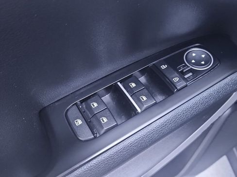 Used 2020 Kia Soul FWD image 13