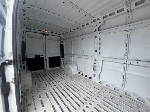 Used 2023 RAM ProMaster 2500 FWD image 23