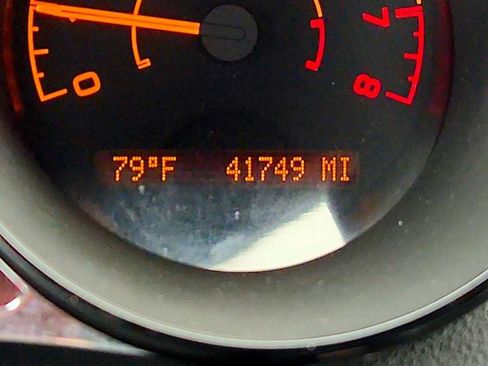 Used 2007 Saturn Sky RWD image 14