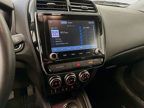 Used 2024 Mitsubishi Outlander Sport SE image 25