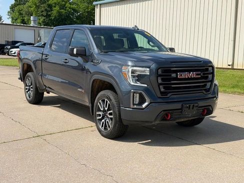 Used 2021 GMC Sierra 1500 AT4 w/ AT4 Preferred Package AWD/4WD image 1