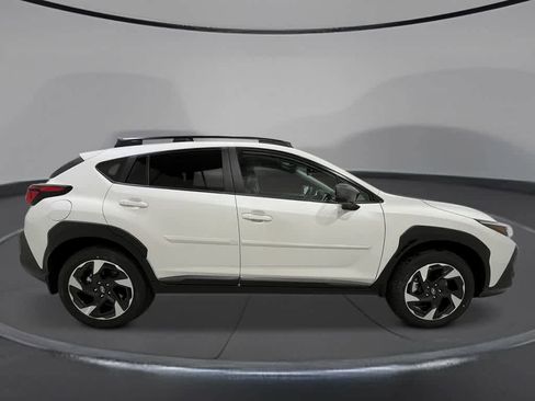 Certified 2025 Subaru Crosstrek 2.5i Limited w/ Crosstrek Mirror Package image 6