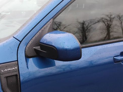 Used 2023 Ford Maverick Lariat w/ Lariat Luxury Package image 12