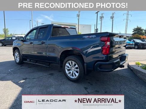 Used 2020 Chevrolet Silverado 1500 Custom w/ Custom Value Package AWD/4WD image 3