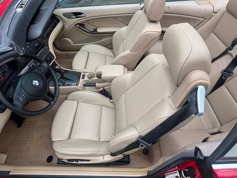 Used 2005 BMW 330Ci Convertible image 24