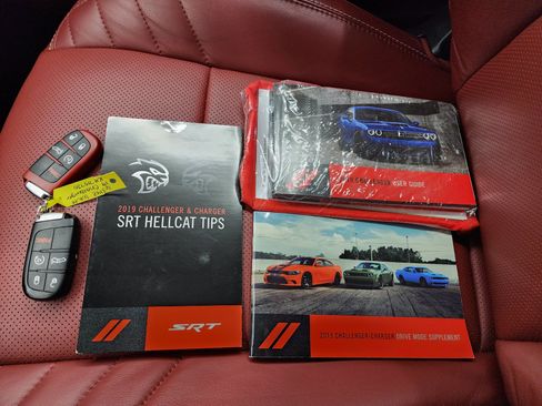 Used 2019 Dodge Challenger SRT Hellcat Redeye RWD image 44