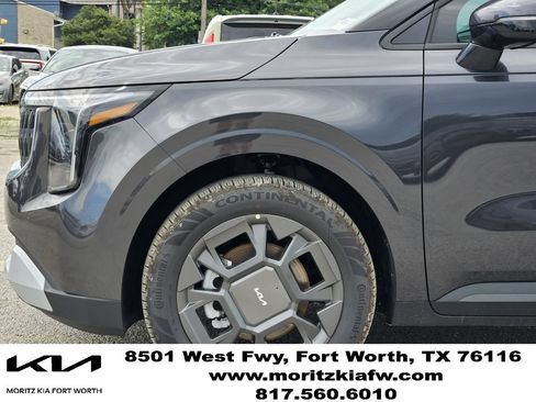 New 2026 Kia Carnival EX FWD image 6