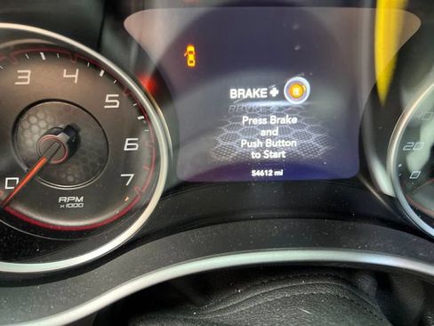 Used 2020 Dodge Charger Scat Pack RWD image 2
