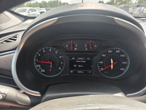 Used 2024 Chevrolet Malibu LT FWD image 14