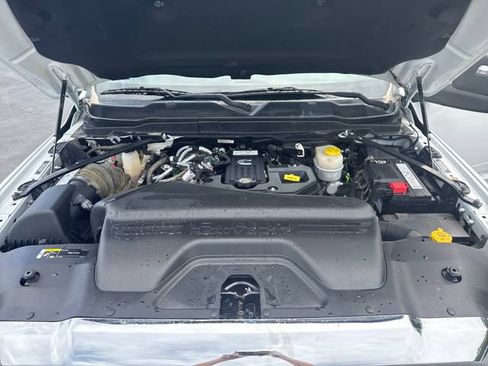 Used 2025 RAM 2500 Big Horn AWD/4WD image 15