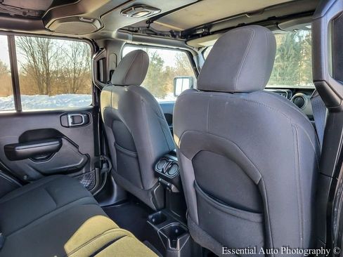 Used 2018 Jeep Wrangler Unlimited Sport S image 26