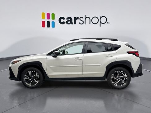 Used 2024 Subaru Crosstrek 2.0i Premium AWD/4WD image 2