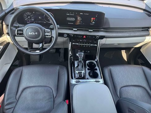Used 2024 Kia Carnival SX FWD image 12