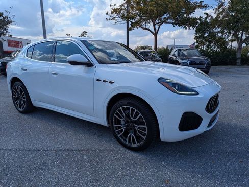 Used 2025 Mercedes-Benz GLB 250 GLB 250 image 22