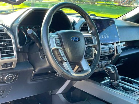 Used 2015 Ford F150 Platinum w/ Equipment Group 701A Luxury AWD/4WD image 18