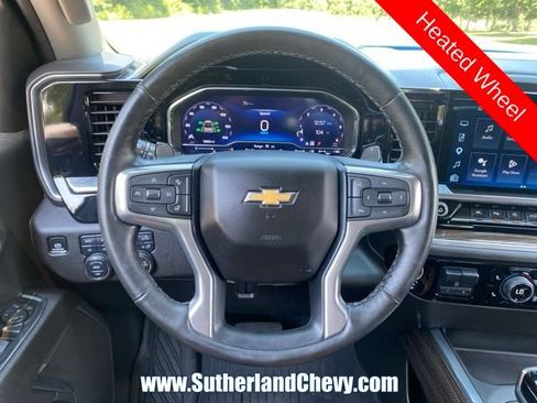 Used 2025 Chevrolet Silverado 1500 LT w/ Z71 Off-Road Package AWD/4WD image 24
