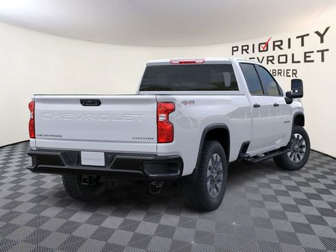 New 2026 Chevrolet Silverado 2500 Custom w/ Custom Value Package AWD/4WD image 4