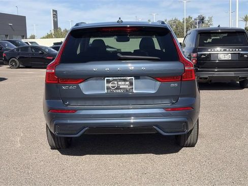 Used 2023 Volvo XC60 B5 Plus w/ Climate Package FWD image 7