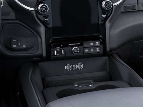New 2026 RAM 2500 Big Horn AWD/4WD image 24