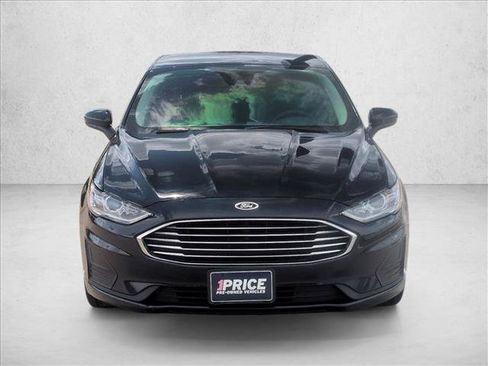 Used 2020 Ford Fusion SE AWD/4WD image 2