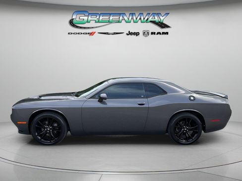 Used 2017 Dodge Challenger SXT w/ Blacktop Package RWD image 2