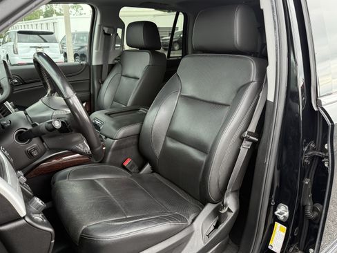 Used 2018 GMC Yukon SLT w/ Premium Edition RWD image 5