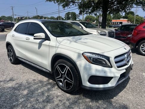 Used 2015 Mercedes-Benz GLA 250 image 2