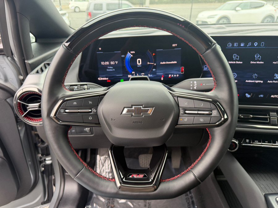 Used 2024 Chevrolet Equinox EV RS FWD image 12