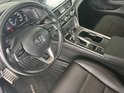 Used 2022 Honda Accord Sport image 11