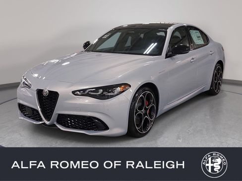 New 2025 Alfa Romeo Giulia w/ Veloce Package Rwd image 1