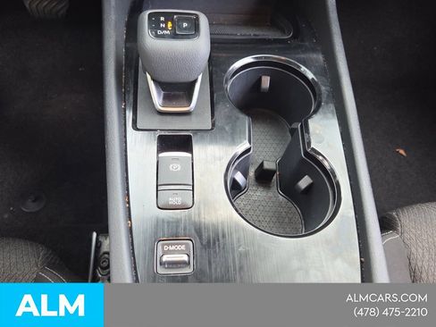 Used 2024 Nissan Rogue SV FWD image 18
