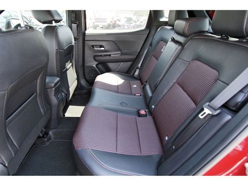 New 2025 Nissan Kicks SR FWD image 7