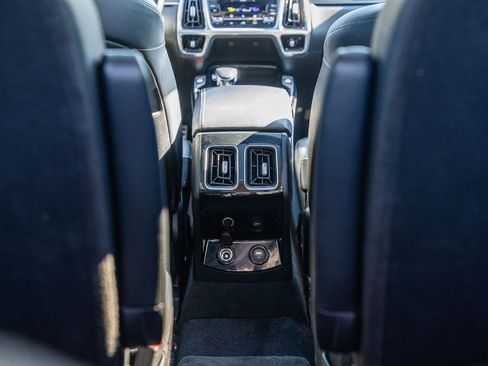 Used 2021 Kia Sorento SX image 18