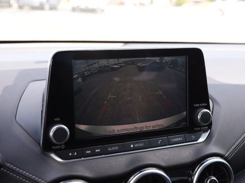 Used 2020 Nissan Sentra SV FWD image 16