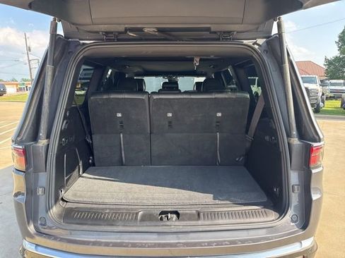 Used 2022 Jeep Wagoneer Series II w/ Premium Group I AWD/4WD image 15