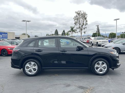 Used 2025 Honda HR-V LX image 24