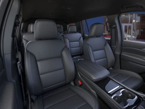 New 2026 Chevrolet Traverse LT w/ Midnight/Sport Edition AWD/4WD image 16