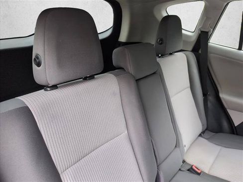 Used 2013 Toyota RAV4 LE AWD/4WD image 26