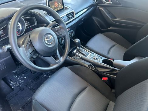 Used 2016 MAZDA MAZDA3 i Sport image 9