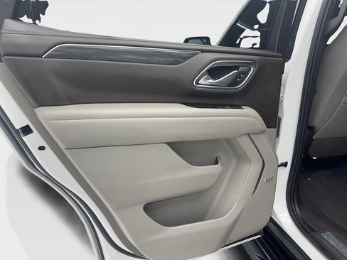 Used 2021 GMC Yukon SLT w/ SLT Premium Package RWD image 26