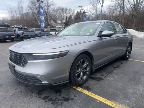 Certified 2023 Honda Accord EX image 4