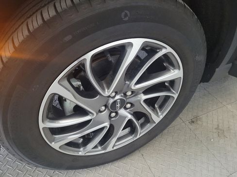 Used 2022 Lincoln Corsair AWD w/ Equipment Group 101A image 31
