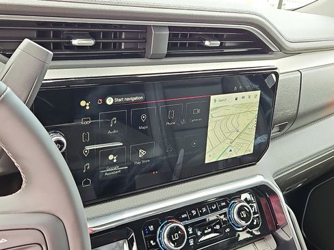 New 2026 GMC Sierra 2500 Denali w/ Denali Reserve Package image 16