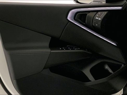 Used 2025 BMW X3 xDrive30i w/ Premium Package image 24