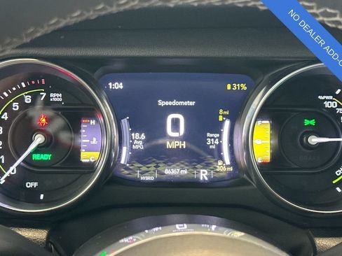 Used 2023 Jeep Wrangler Unlimited Sahara AWD/4WD image 29