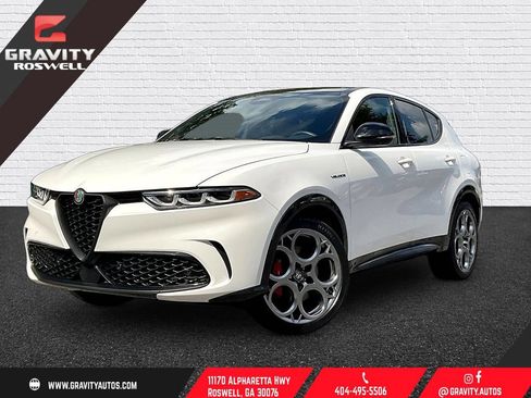 Used 2024 Alfa Romeo Tonale Veloce AWD/4WD image 1