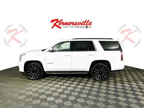 Used 2017 GMC Yukon SLT image 4
